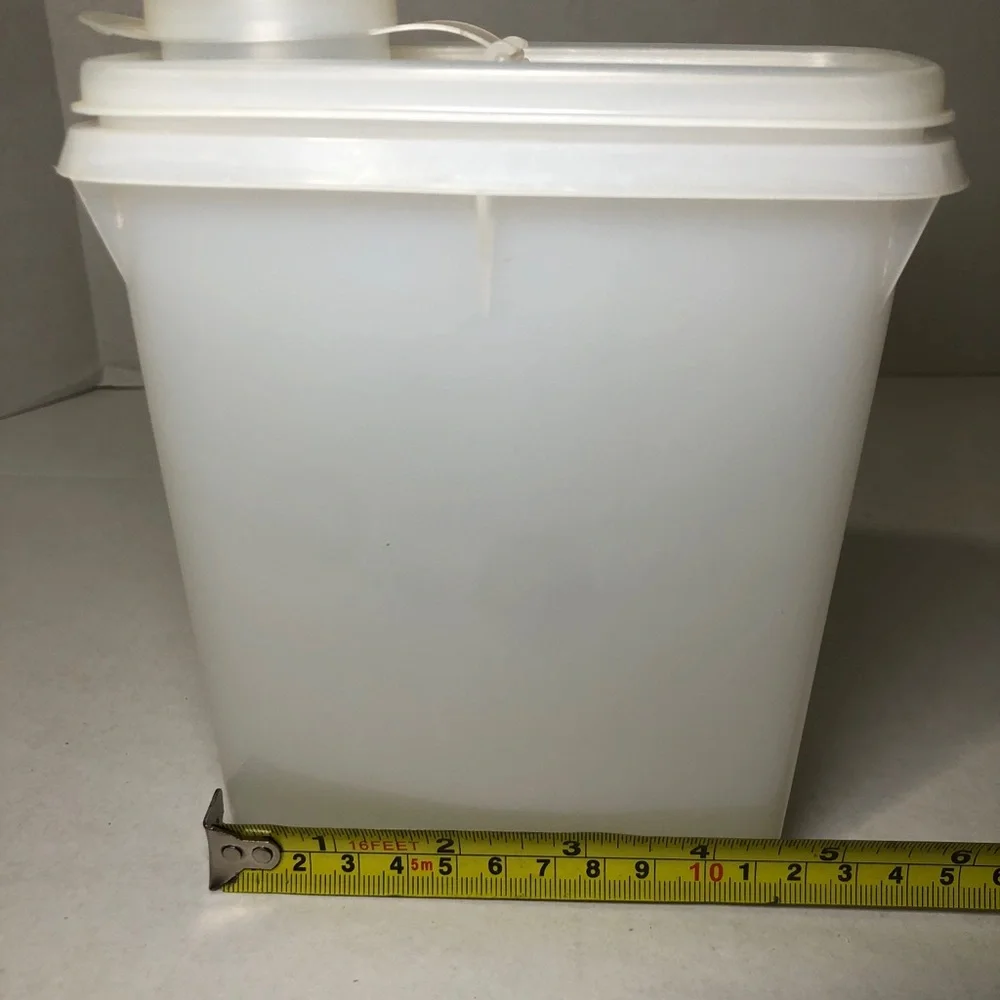 Vintage Tupperware Stor N Pour Jr Cereal Container #499-4 Lid 509-2 Sheer USA